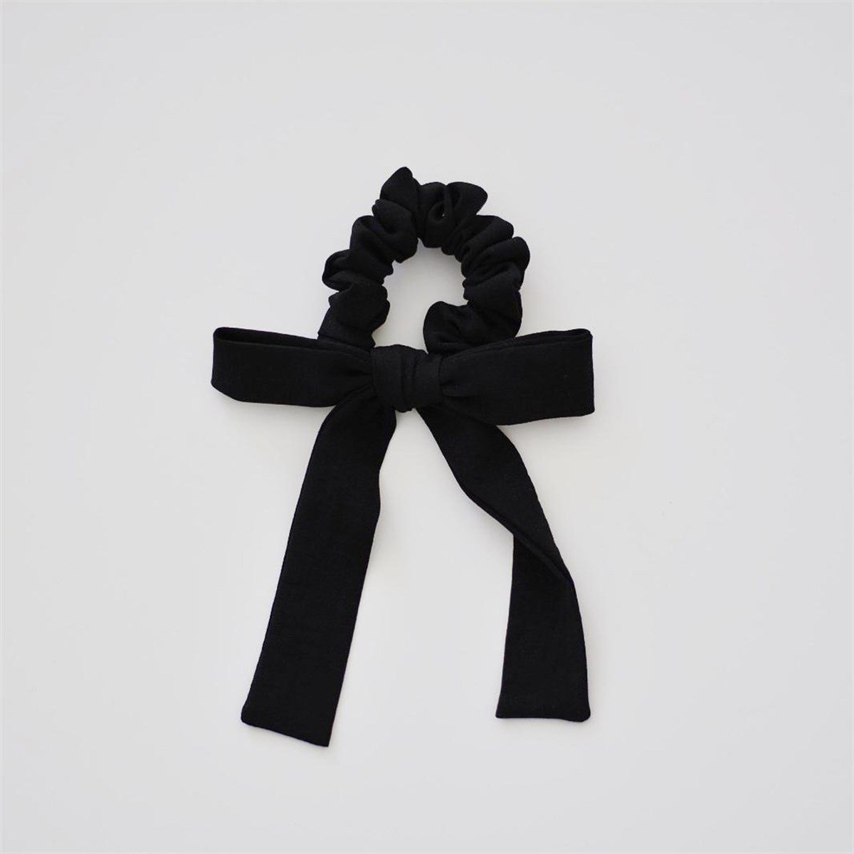 Kurdeleli Scrunchie // Black