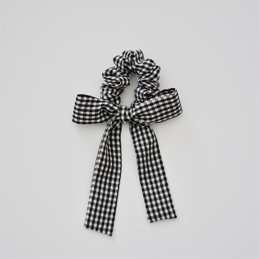 Kurdeleli Scrunchie // Black White