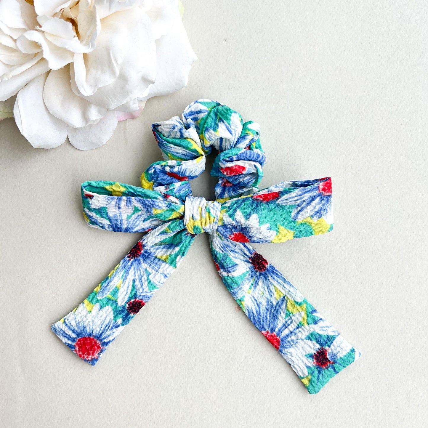 Kurdeleli Scrunchie // Flower